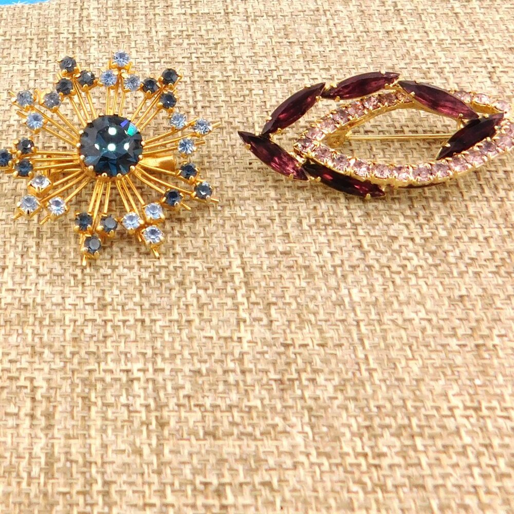 Vintage Brooch Pin Lot Purple  Blue Glass Crystals Rhinestone Sun Oval Prong Set